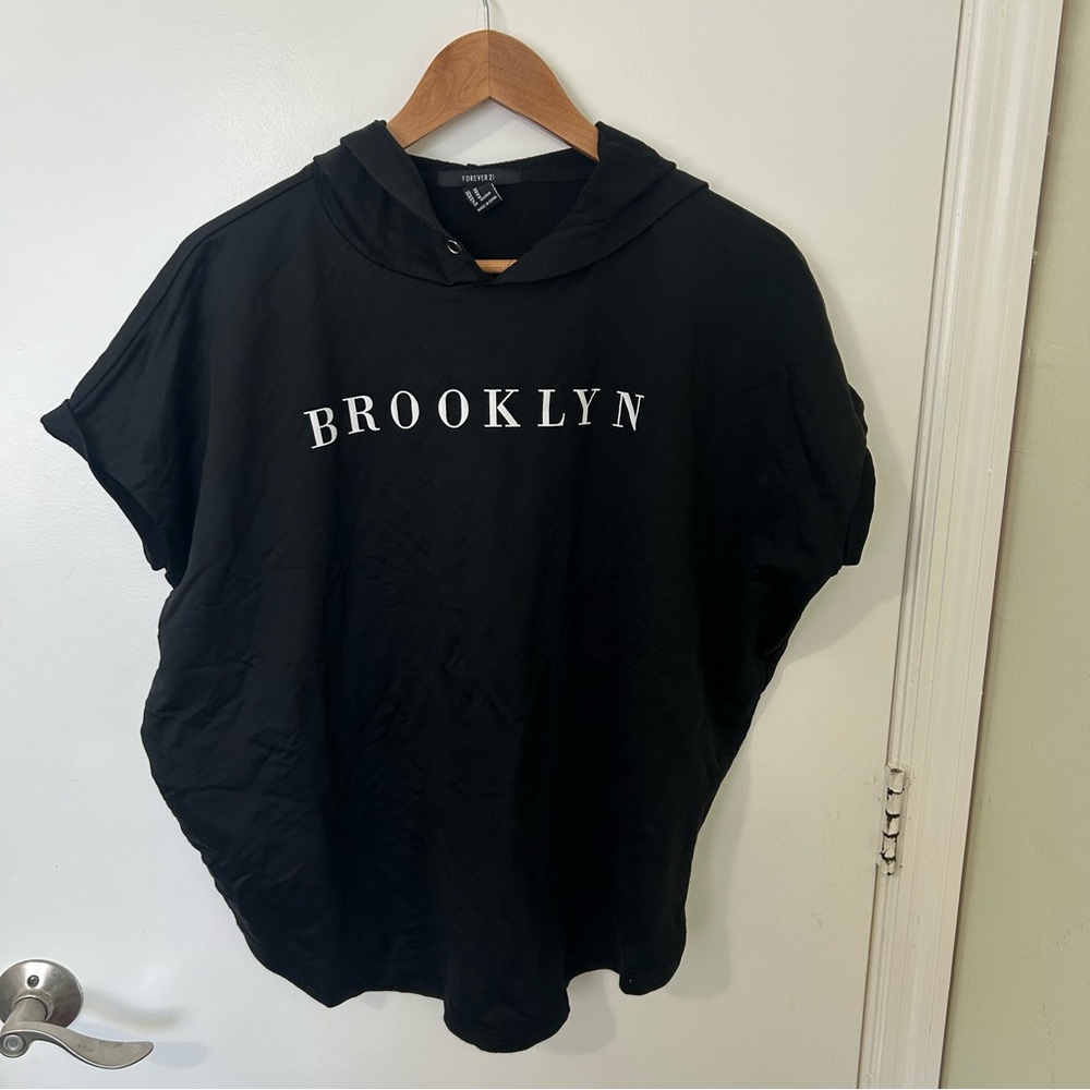 Forever 21 Black Brooklyn Sleeveless Casual Hoodie Size Medium